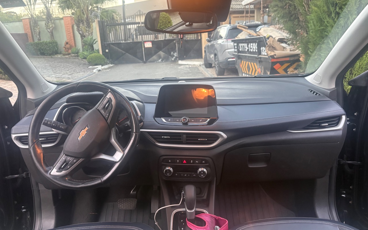 imagem-https://www.socarrao.com.br/sc-vehicle-images-prod/3011578/1785763299399-SU1HXzEyMDQuanBlZw.jpeg