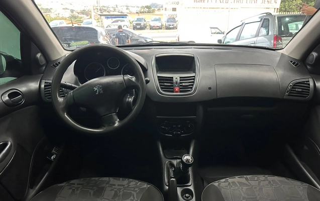 imagem-https://www.socarrao.com.br/sc-vehicle-images-prod/3011655/1785762870905-4_051131.jpg