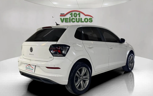 imagem-https://www.socarrao.com.br/sc-vehicle-images-prod/3011929/1785763580153-003_d7c0fb2cec461d961e6350618a0d1558.jpg