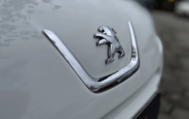 imagem-https://www.socarrao.com.br/sc-vehicle-images-prod/3012076/1785763899252-1_080721.jpg