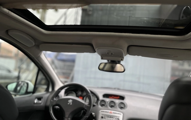 imagem-https://www.socarrao.com.br/sc-vehicle-images-prod/3012076/1785763899260-1_080736.jpg