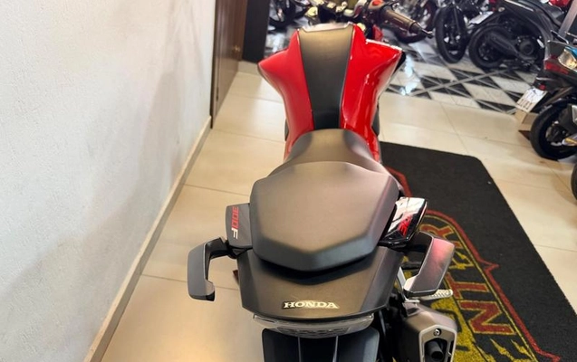 imagem-https://www.socarrao.com.br/sc-vehicle-images-prod/3012080/1791989529849-8341648_4_B_22d8788de1.jpeg
