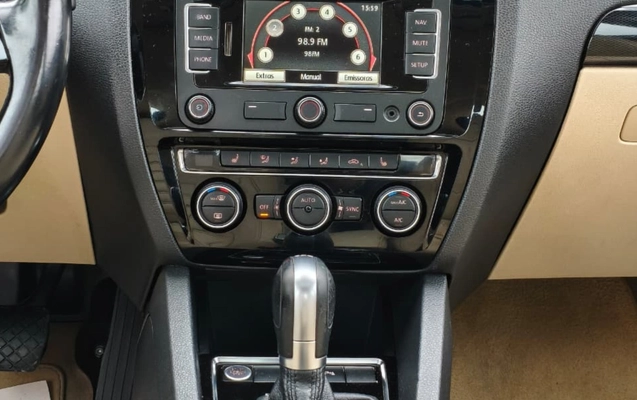 imagem-https://www.socarrao.com.br/sc-vehicle-images-prod/3012115/1785764000477-V2hhdHNBcHAgSW1hZ2UgMjAyNi0wOC0wMSBhdCAxNC40MC4zMi5qcGVn.jpeg