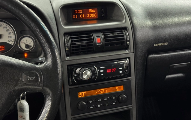 imagem-https://www.socarrao.com.br/sc-vehicle-images-prod/3012300/1785764503195-4e33bcc3-3c2e-45bc-a267-1766c7c23816.jpg
