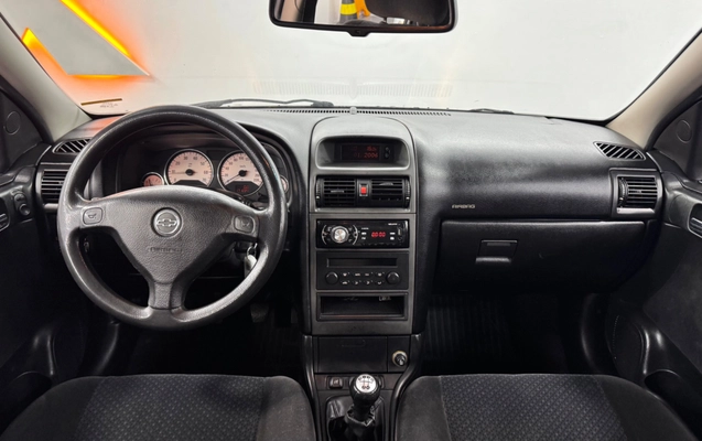 imagem-https://www.socarrao.com.br/sc-vehicle-images-prod/3012300/1785764503195-5e9df9ef-e2b7-4835-a342-ba0816589baf.jpg