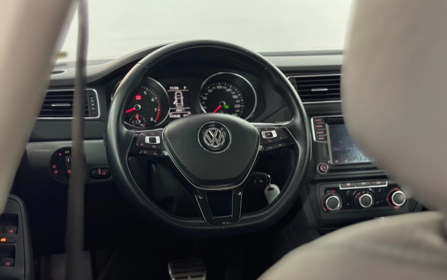 imagem-https://www.socarrao.com.br/sc-vehicle-images-prod/3012306/1785764507611-85ab28dd-34c2-417f-9eb7-3e798180729f.jpg