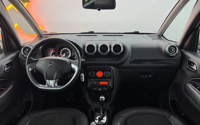 imagem-https://www.socarrao.com.br/sc-vehicle-images-prod/3012317/1785947086125-d7daed00-a2d6-4365-a78c-c86f2c13bd7a.jpg