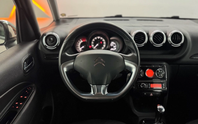 imagem-https://www.socarrao.com.br/sc-vehicle-images-prod/3012317/1785947086126-806ea0f4-60a5-4290-9bc8-be53710d4d0e.jpg