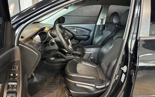 imagem-https://www.socarrao.com.br/sc-vehicle-images-prod/3012597/1785765296575-99d9b6b0842f40929dadb96b812f2f74_1785270540879.jpg