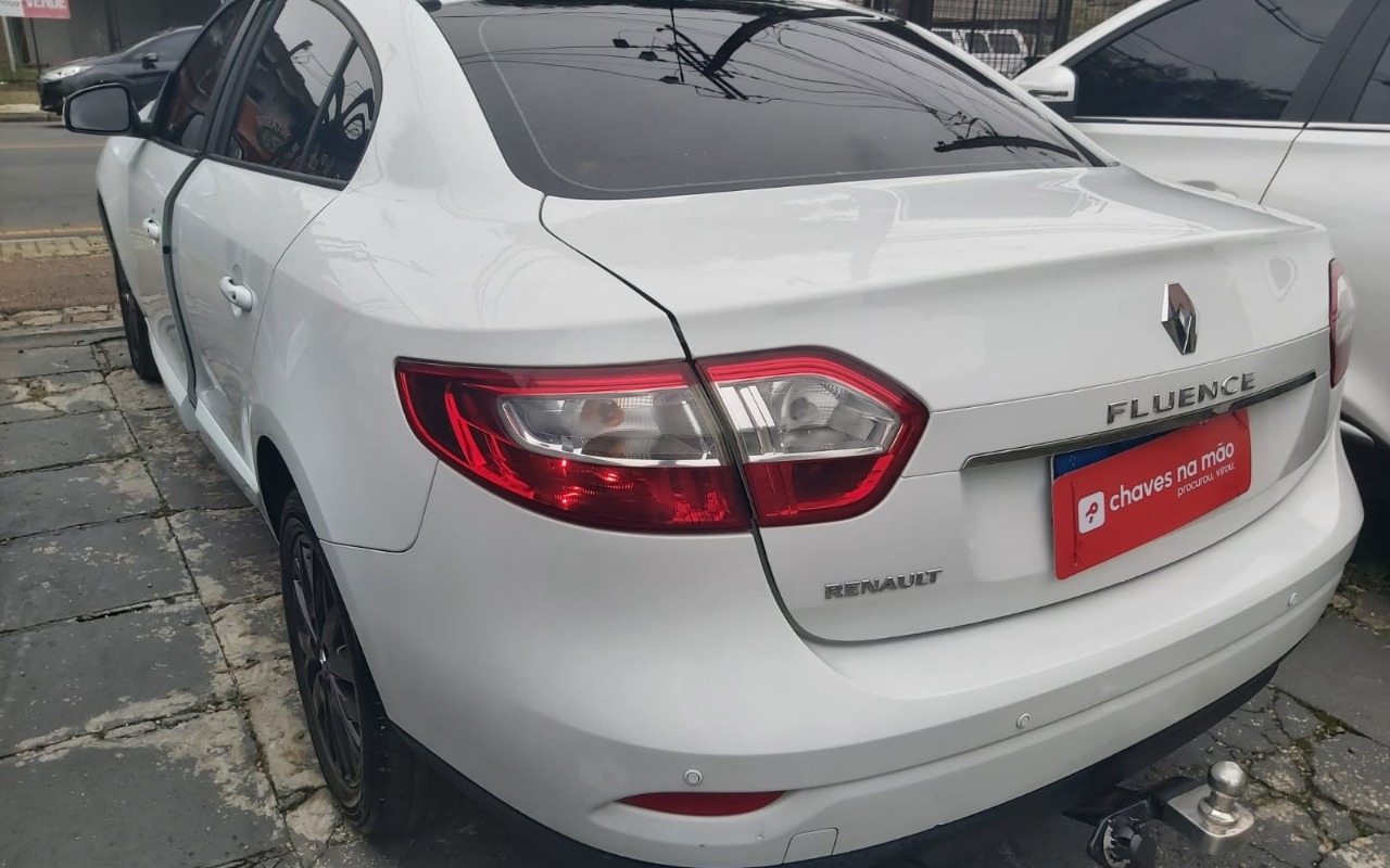 imagem-https://www.socarrao.com.br/sc-vehicle-images-prod/3012720/1785765585958-V2hhdHNBcHAgSW1hZ2UgMjAyNi0wNy0zMSBhdCAwNy41Mi4yMSAoNCkuanBlZw.jpeg