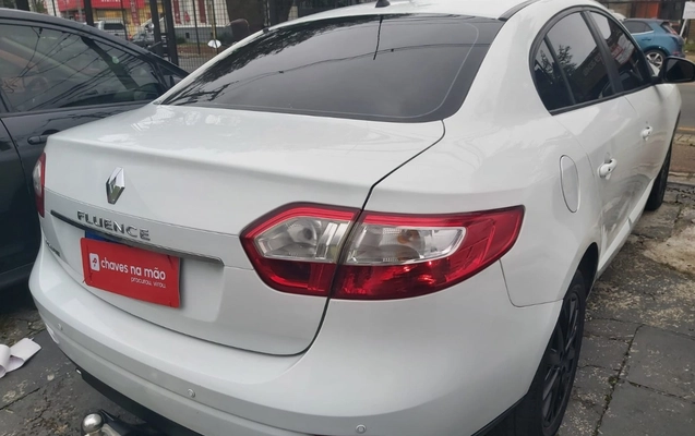 imagem-https://www.socarrao.com.br/sc-vehicle-images-prod/3012720/1785765586012-V2hhdHNBcHAgSW1hZ2UgMjAyNi0wNy0zMSBhdCAwNy41Mi4yMSAoNSkuanBlZw.jpeg