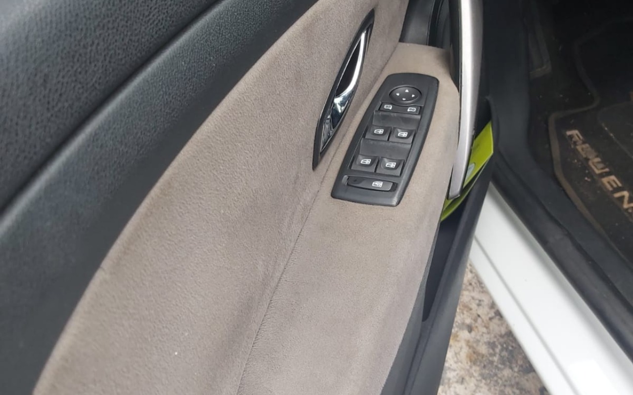 imagem-https://www.socarrao.com.br/sc-vehicle-images-prod/3012720/1785765586234-V2hhdHNBcHAgSW1hZ2UgMjAyNi0wNy0zMSBhdCAwNy41Mi4yMSAoOCkuanBlZw.jpeg