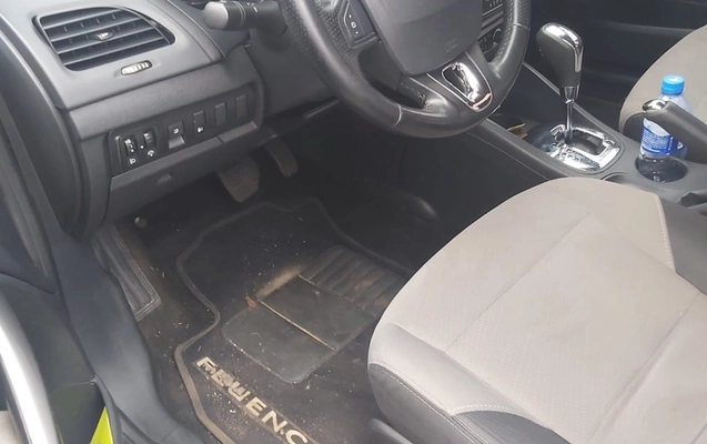 imagem-https://www.socarrao.com.br/sc-vehicle-images-prod/3012720/1785765586292-V2hhdHNBcHAgSW1hZ2UgMjAyNi0wNy0zMSBhdCAwNy41Mi4yMSAoOSkuanBlZw.jpeg