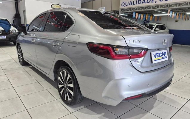 imagem-https://www.socarrao.com.br/sc-vehicle-images-prod/3012877/1789647707800-8341397_10_B_87a4cf2a51.jpeg
