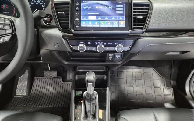 imagem-https://www.socarrao.com.br/sc-vehicle-images-prod/3012877/1789647707815-8341397_18_B_4b63301901.jpeg
