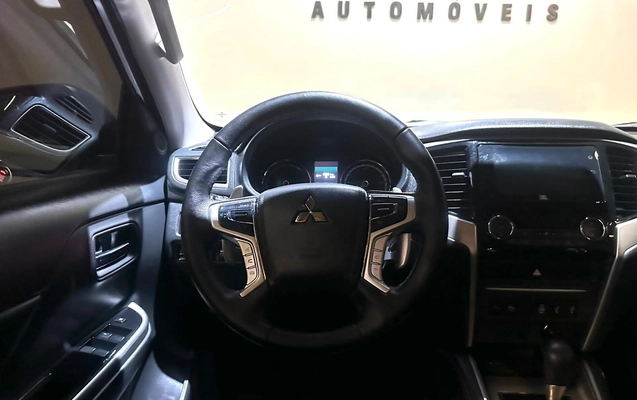 imagem-https://www.socarrao.com.br/sc-vehicle-images-prod/3013137/1785766776169-fc8435988fdf4f3b9c6b2ac4aae16743_1785275003255.jpg