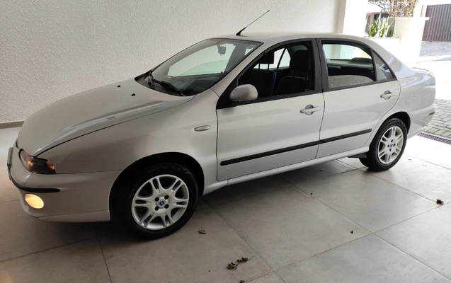 imagem-https://www.socarrao.com.br/sc-vehicle-images-prod/3013149/1785767622868-OGUwZmM4NjMtOTQxMi00YWQzLTkzNjgtNWUxYmE0Zjk2MjhhLmpwZw.jpg