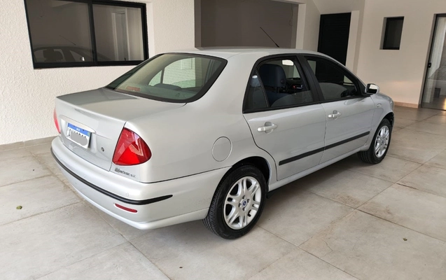 imagem-https://www.socarrao.com.br/sc-vehicle-images-prod/3013149/1785767623021-Zjc3YjZhNDEtNmY5ZC00MWIyLWI5NmQtMTc4NmQzN2U0ZWYwLmpwZw.jpg