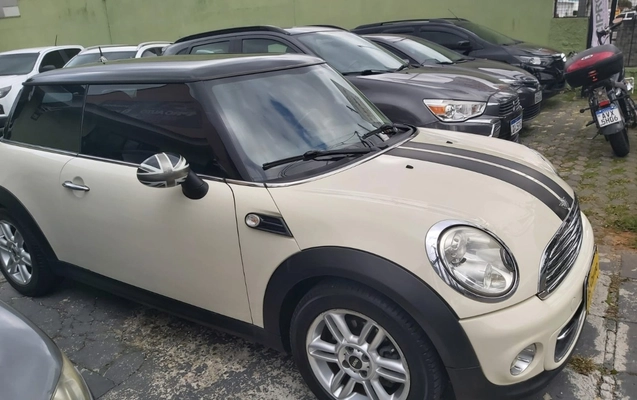 imagem-https://www.socarrao.com.br/sc-vehicle-images-prod/3013527/1785767929251-V2hhdHNBcHAgSW1hZ2UgMjAyNi0wNy0wNCBhdCAxMi4xMS4wNiAoMSkuanBlZw.jpeg