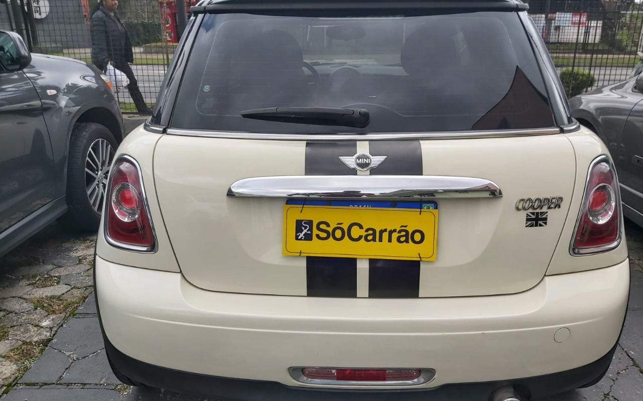 imagem-https://www.socarrao.com.br/sc-vehicle-images-prod/3013527/1785767929418-V2hhdHNBcHAgSW1hZ2UgMjAyNi0wNy0wNCBhdCAxMi4xMS4wNy5qcGVn.jpeg