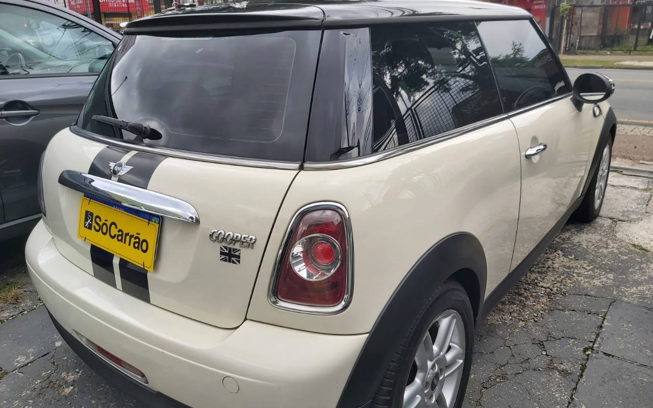 imagem-https://www.socarrao.com.br/sc-vehicle-images-prod/3013527/1785767929505-V2hhdHNBcHAgSW1hZ2UgMjAyNi0wNy0wNCBhdCAxMi4xMS4wOCAoMSkuanBlZw.jpeg
