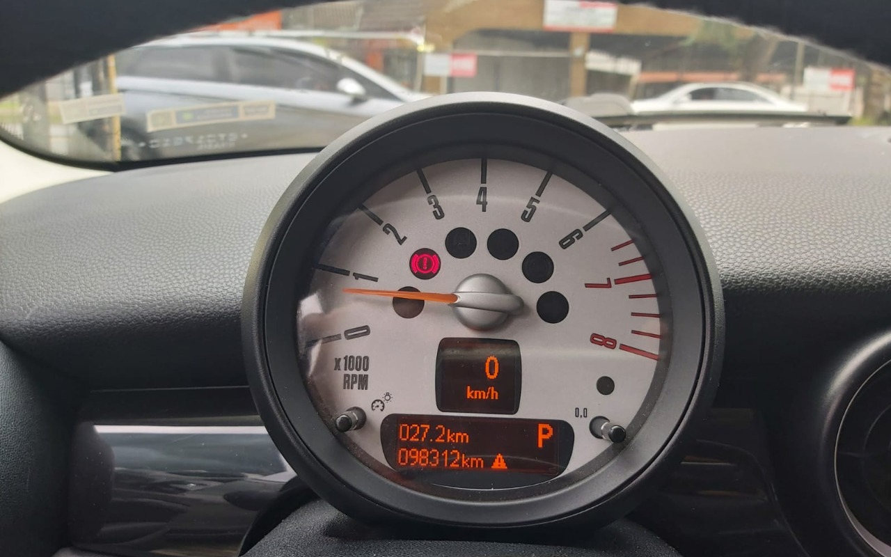 imagem-https://www.socarrao.com.br/sc-vehicle-images-prod/3013527/1785767930139-V2hhdHNBcHAgSW1hZ2UgMjAyNi0wNy0wNCBhdCAxMi4xMS4xMS5qcGVn.jpeg