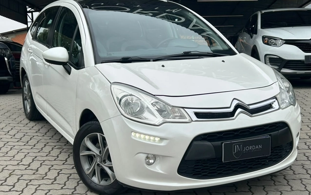 imagem-https://www.socarrao.com.br/sc-vehicle-images-prod/3013681/1789505074987-003_c4d9cd78b94844c7d81459d923886e8f.jpeg