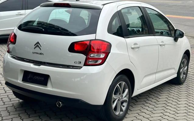 imagem-https://www.socarrao.com.br/sc-vehicle-images-prod/3013681/1789505074990-003_f69594556ab0b37c31f57e7bb7362905.jpeg