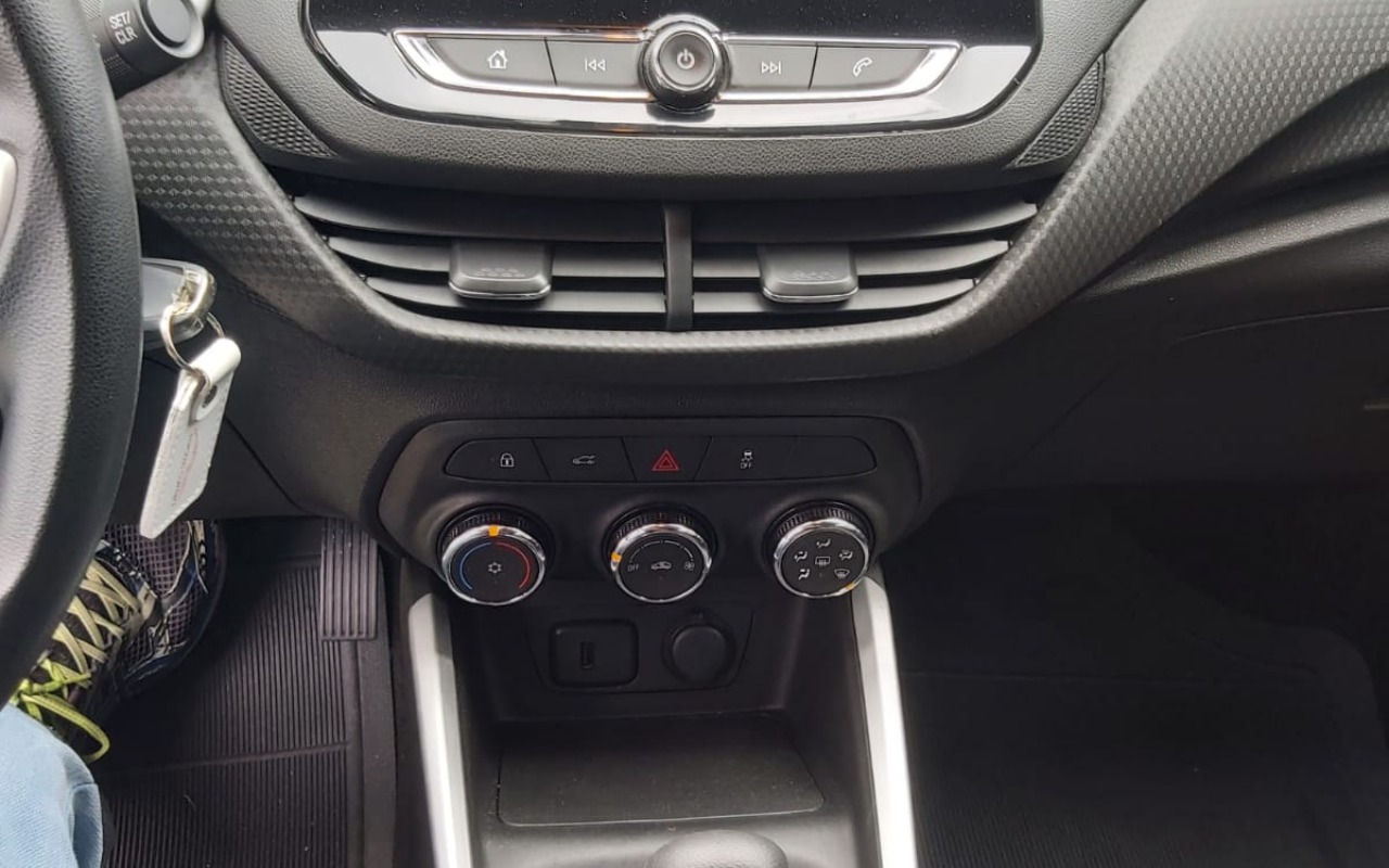 imagem-https://www.socarrao.com.br/sc-vehicle-images-prod/3014139/1785769554535-V2hhdHNBcHAgSW1hZ2UgMjAyNi0wNy0yNiBhdCAxOC4yOS4wOSAoMTMpLmpwZWc.jpeg