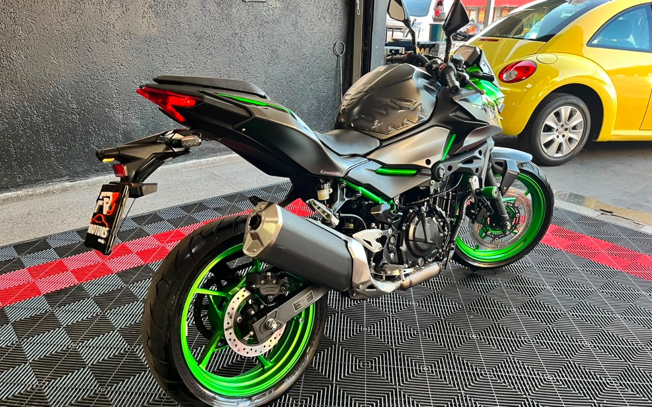imagem-https://www.socarrao.com.br/sc-vehicle-images-prod/3014191/1785769788397-V2hhdHNBcHAgSW1hZ2UgMjAyNi0wNi0yNSBhdCAxNi40MC41MCAoMTApLmpwZWc.jpeg