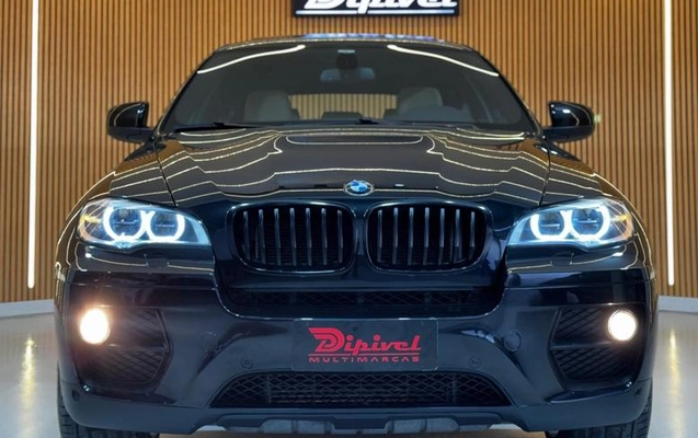 imagem-https://www.socarrao.com.br/sc-vehicle-images-prod/3014273/1787926985227-8093361_2_B_2d83baa888.jpeg