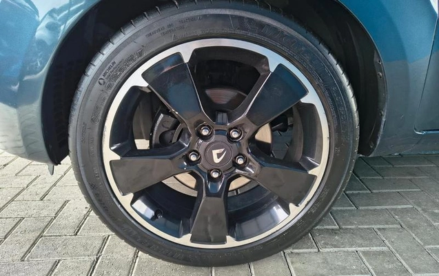 imagem-https://www.socarrao.com.br/sc-vehicle-images-prod/3014685/1785771192073-8340571_1_B_547a22f62c.jpeg