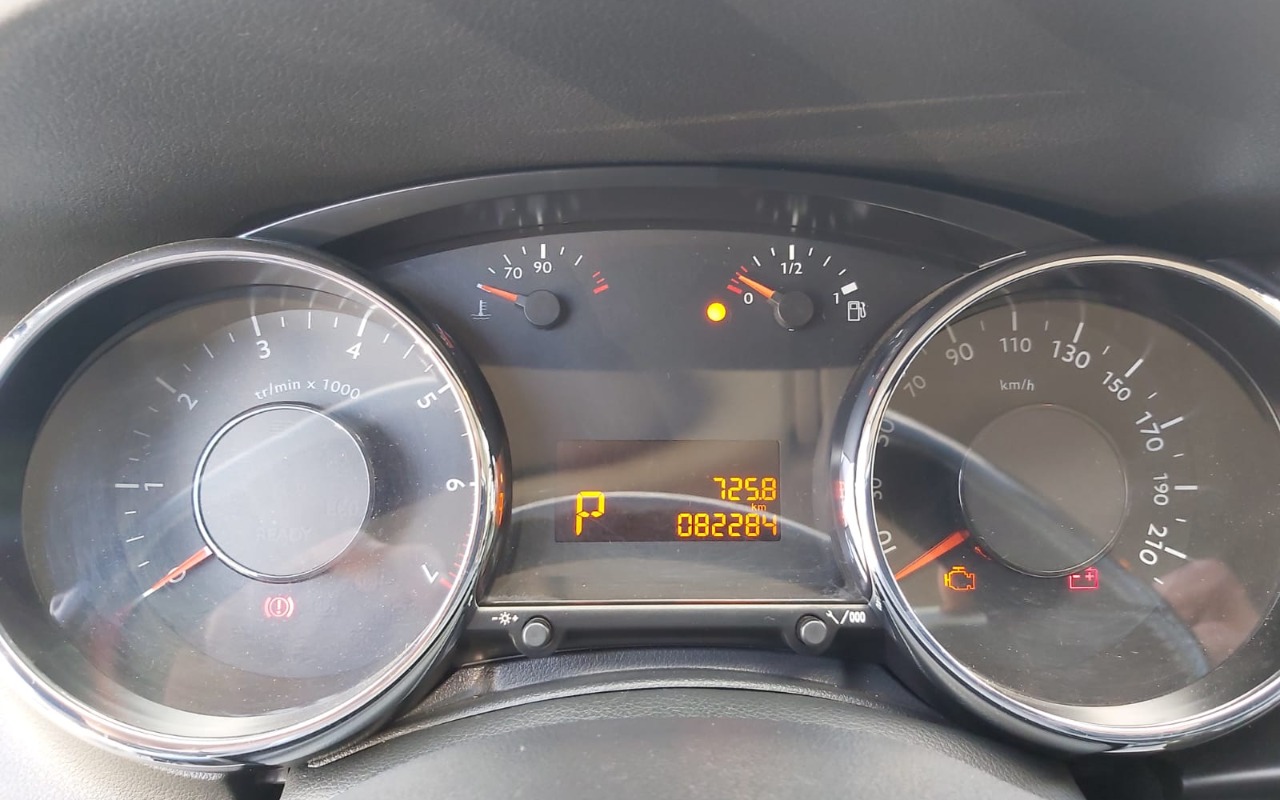 imagem-https://www.socarrao.com.br/sc-vehicle-images-prod/3014752/1785771377995-V2hhdHNBcHAgSW1hZ2UgMjAyNi0wNy0xMyBhdCAyMS4xOC41MSAoMTYpLmpwZWc.jpeg
