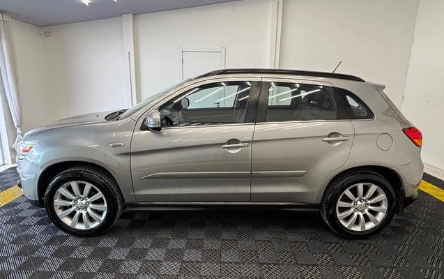 imagem-https://www.socarrao.com.br/sc-vehicle-images-prod/3014758/1785771381836-8205263_7_B_0106ea5dd1.jpeg