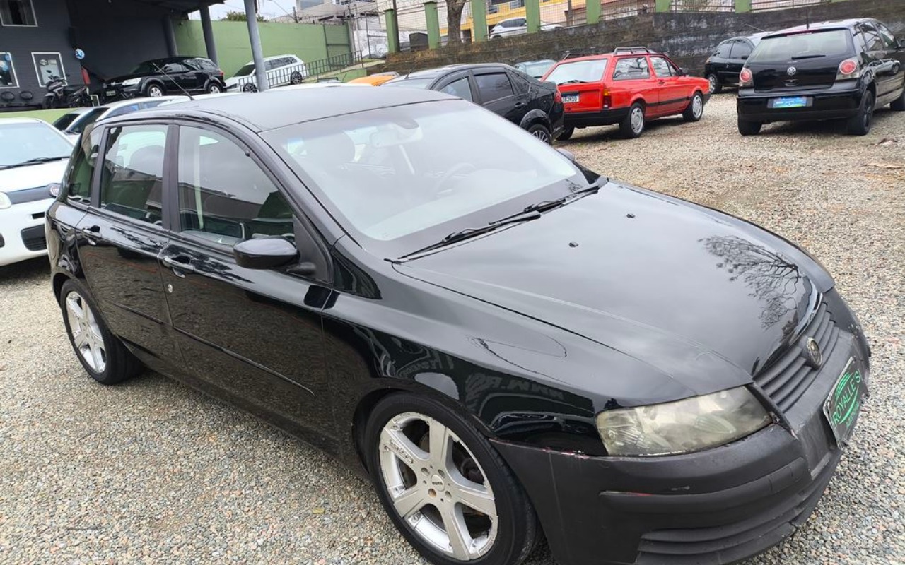 imagem-https://www.socarrao.com.br/sc-vehicle-images-prod/3015044/1786472665182-SU1HXzIwMjYwODExXzExNDMzMCAoQ29weSkuanBn.jpg