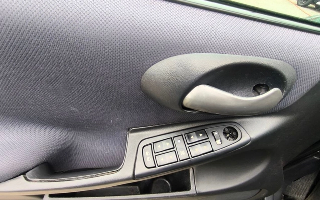 imagem-https://www.socarrao.com.br/sc-vehicle-images-prod/3015044/1786472665781-SU1HXzIwMjYwODExXzExNDQzMSAoQ29weSkuanBn.jpg