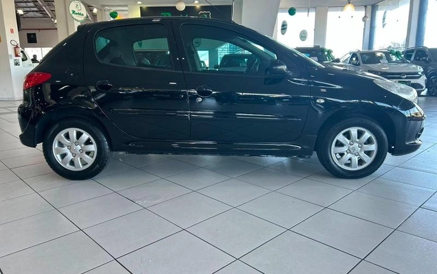 imagem-https://www.socarrao.com.br/sc-vehicle-images-prod/3015356/1789657892577-8342536_3_B_fb0815046a.jpeg