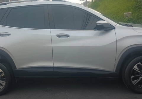 Chevrolet Tracker 2023 Prata — foto 1 de 3