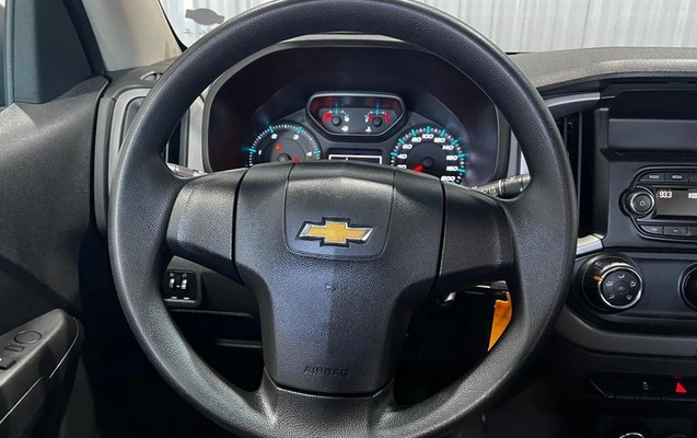 imagem-https://www.socarrao.com.br/sc-vehicle-images-prod/3015703/1790023744123-8100557_11_B_6e42d7fe17.jpeg