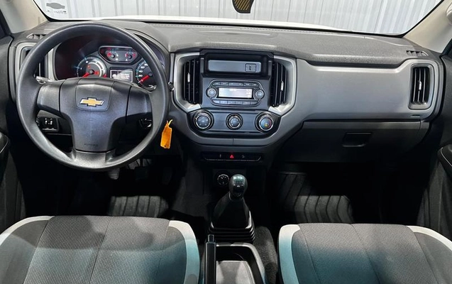 imagem-https://www.socarrao.com.br/sc-vehicle-images-prod/3015703/1790023744124-8100557_13_B_bac8c521fd.jpeg