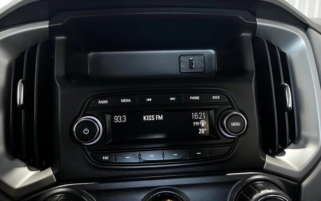 imagem-https://www.socarrao.com.br/sc-vehicle-images-prod/3015703/1790023744125-8100557_6_B_f1fb5b1310.jpeg