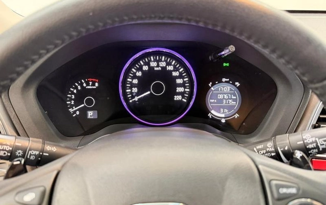 imagem-https://www.socarrao.com.br/sc-vehicle-images-prod/3015775/1785789168604-7798263_10_B_8a7fb70fa9.jpeg