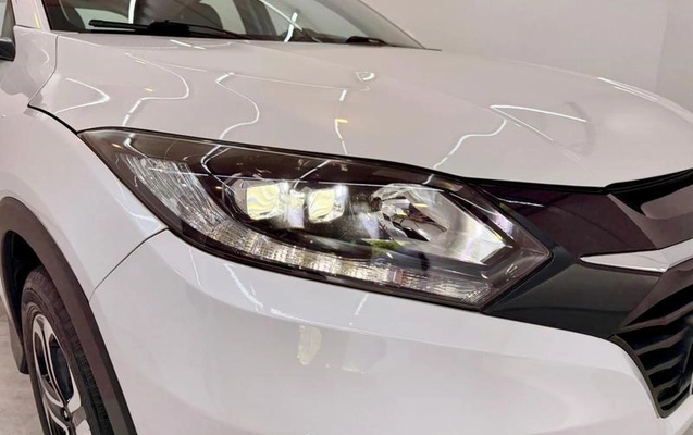 imagem-https://www.socarrao.com.br/sc-vehicle-images-prod/3015775/1785789168608-7798263_14_B_8f5db3d0c8.jpeg