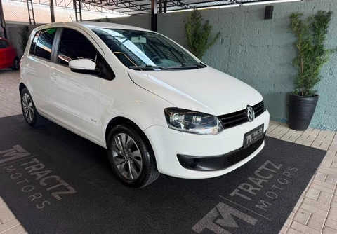 Volkswagen Fox 2014 Branco — foto 1 de 3