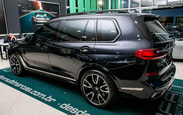 imagem-https://www.socarrao.com.br/sc-vehicle-images-prod/3017082/1787950886869-8343240_1_B_32bfef5c2f.jpeg