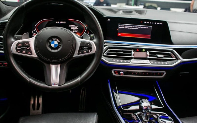imagem-https://www.socarrao.com.br/sc-vehicle-images-prod/3017082/1787950886882-8343240_16_B_fbd79a14ab.jpeg