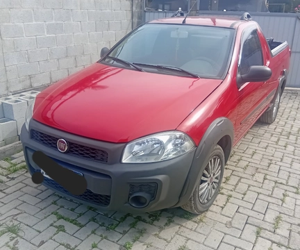 Fiat Strada 2015 Vermelho — foto 1 de 3