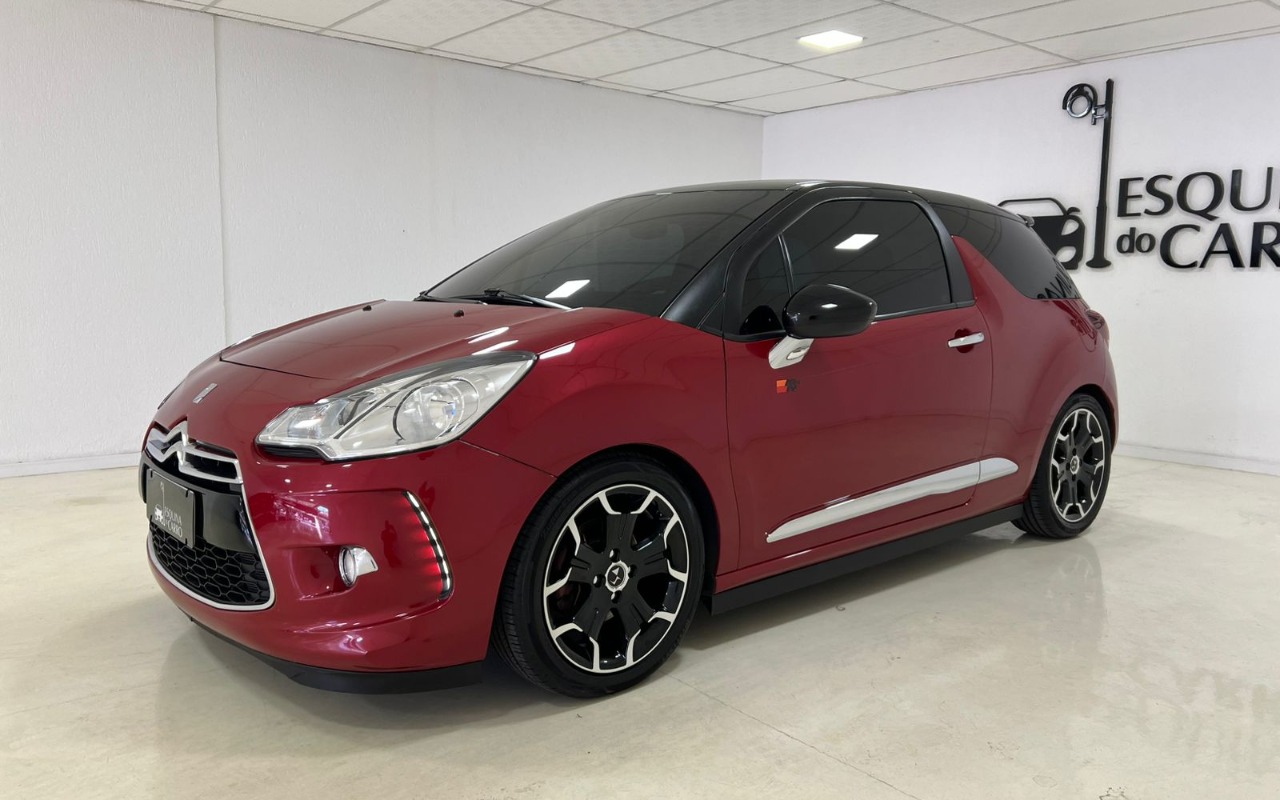 Citroën DS3 2016 Vermelho — foto 1 de 3
