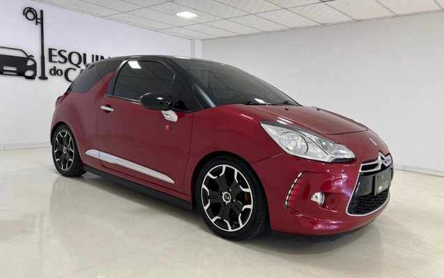 imagem-https://www.socarrao.com.br/sc-vehicle-images-prod/3017375/1785779223148-V2hhdHNBcHAgSW1hZ2UgMjAyNS0xMi0xOSBhdCAxMS4zNC4yMSAoMykuanBlZw.jpeg