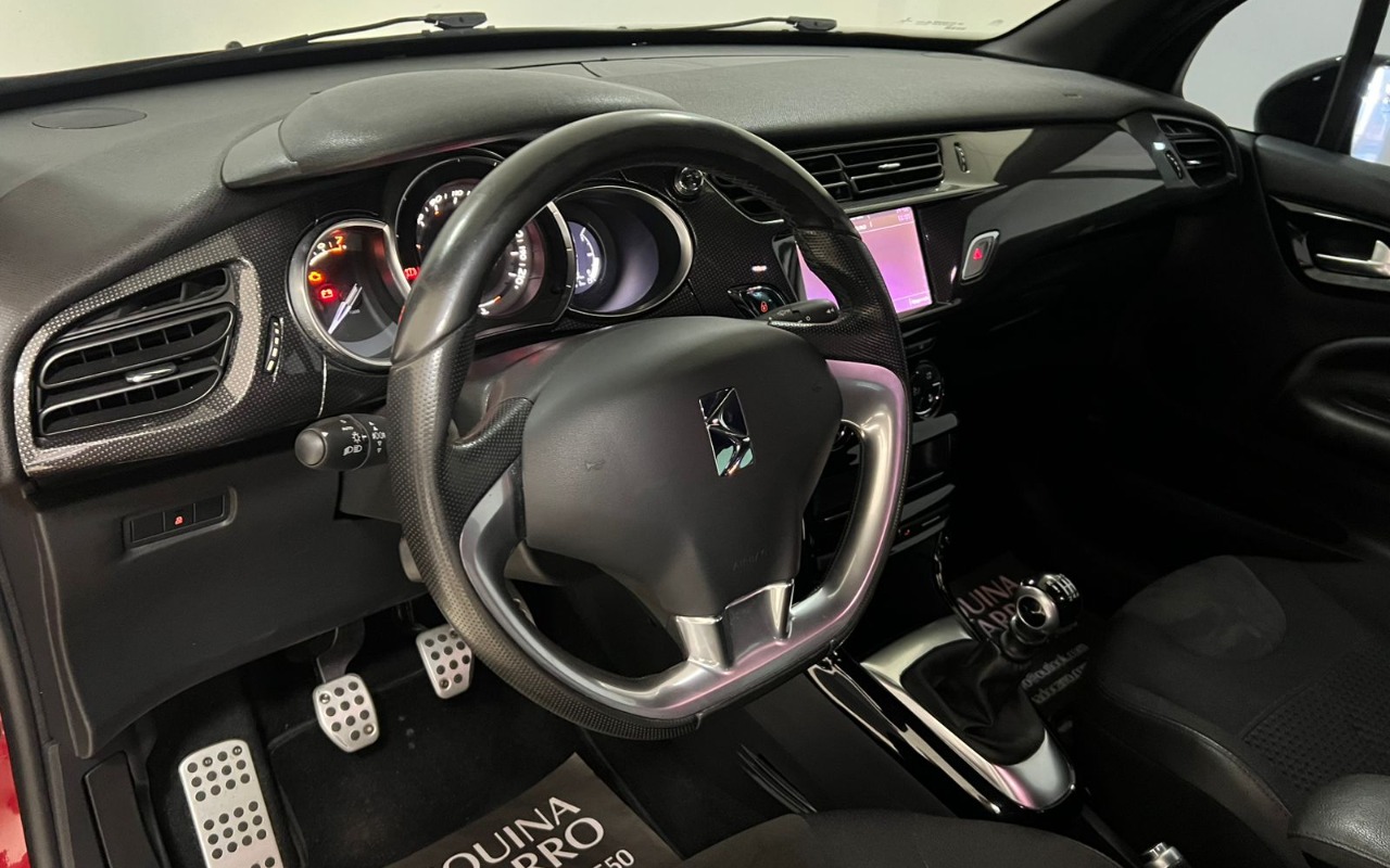 imagem-https://www.socarrao.com.br/sc-vehicle-images-prod/3017375/1785779224102-V2hhdHNBcHAgSW1hZ2UgMjAyNS0xMi0xOSBhdCAxMS4zNC4yNCAoMSkuanBlZw.jpeg